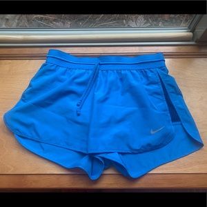 xs nike shorts